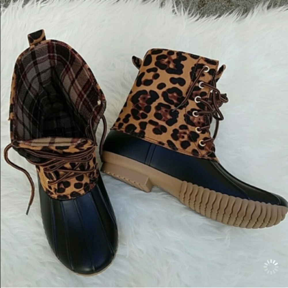 Leopard Print Duck Boots - Picture 5 of 8